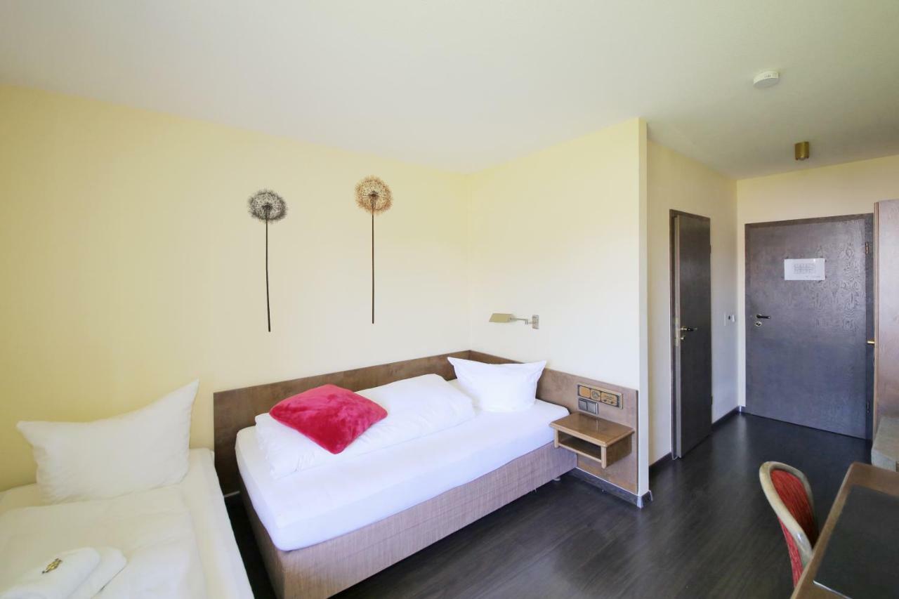 Hotel Kick Rauenberg  Экстерьер фото