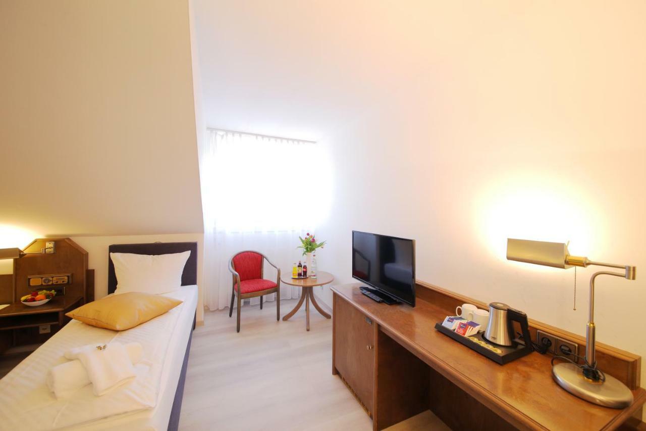 Hotel Kick Rauenberg  Экстерьер фото